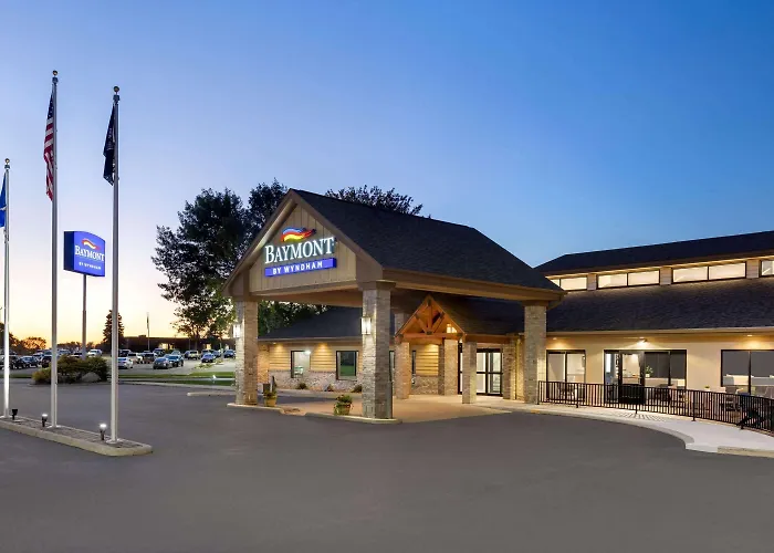 Baymont By Wyndham Owatonna