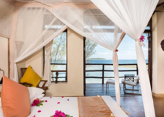 Sunshine Marine Lodge Matemwe 