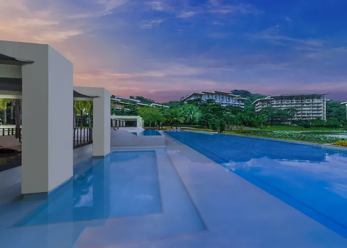 Pico Sands Hotel