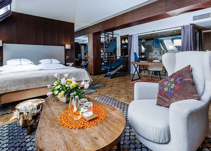 Hotel Bristol Tradition And Luxury Rzeszow