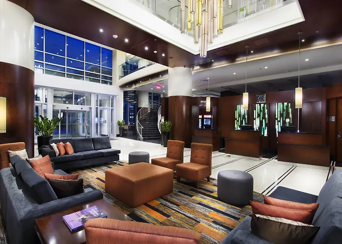 Courtyard Par Marriott Montreal Centre-Ville