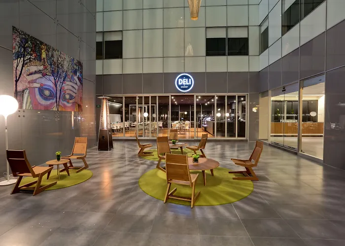 City Express Plus By Marriott Ciudad De Mexico Santa Fe