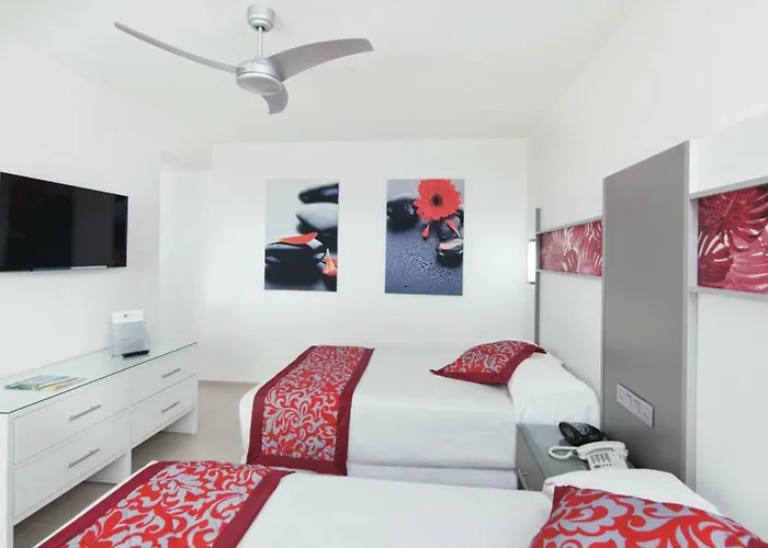 Riu Playa Blanca Hotel