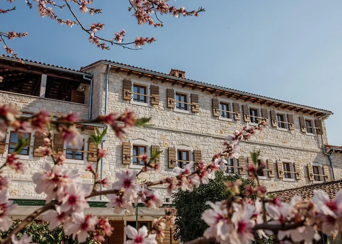 Meneghetti Wine Hotel&Winery - Relais&Chateaux Bale