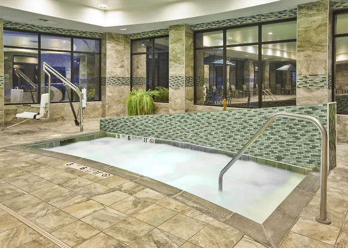 Holiday Inn Express & Suites Geneva Finger Lakes By Ihg