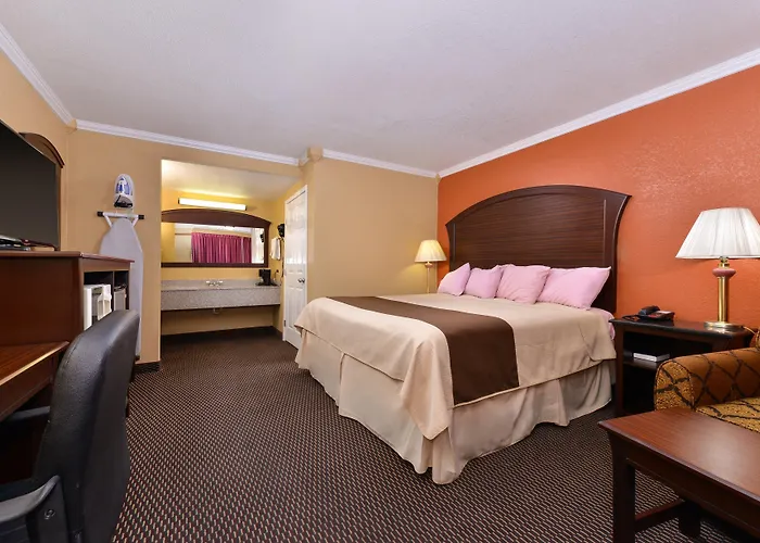 Americas Best Value Inn Schulenburg