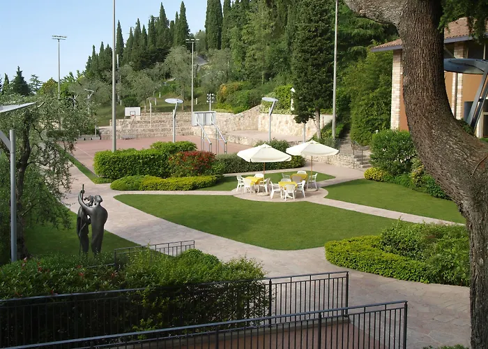 Garda Family House Hotel Castelletto Di Brenzone