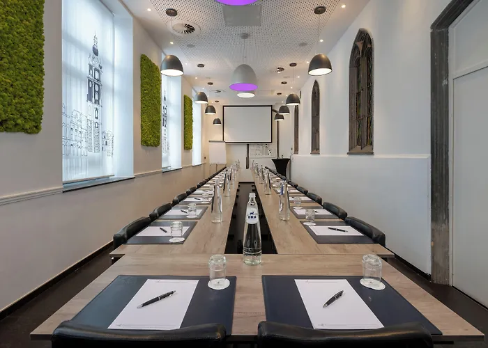 Martin'S Dream Hotel Mons