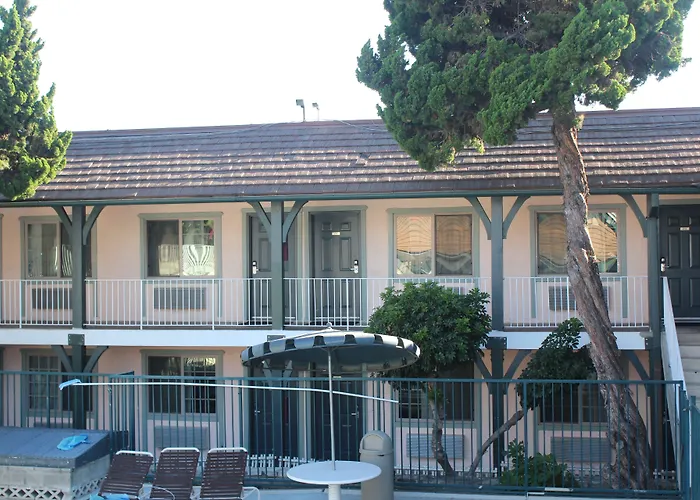 Best Whittier Inn