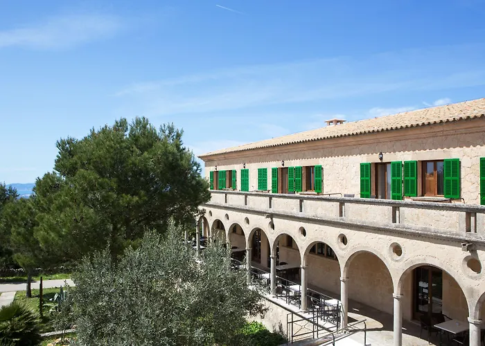 Hotel Santuari De Cura Randa