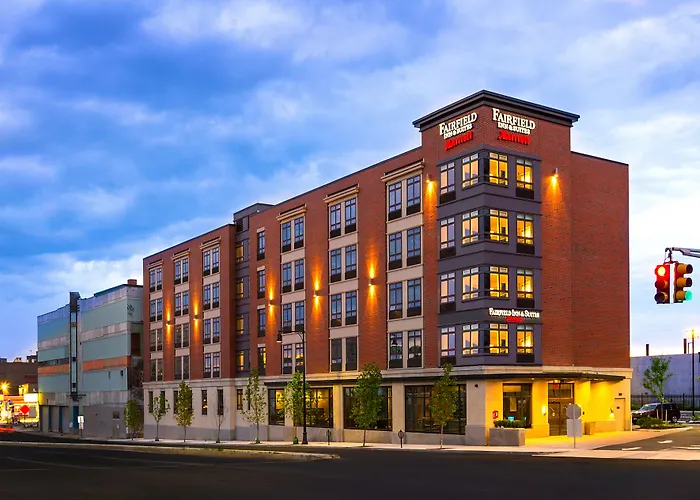 Fairfield Inn & Suites By Marriott Boston Cambridge
