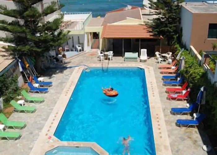 Haris Apartments