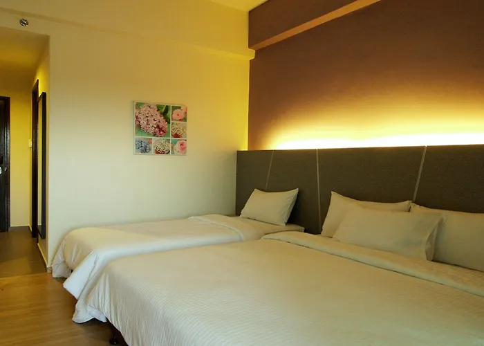 Marvelux Hotel
