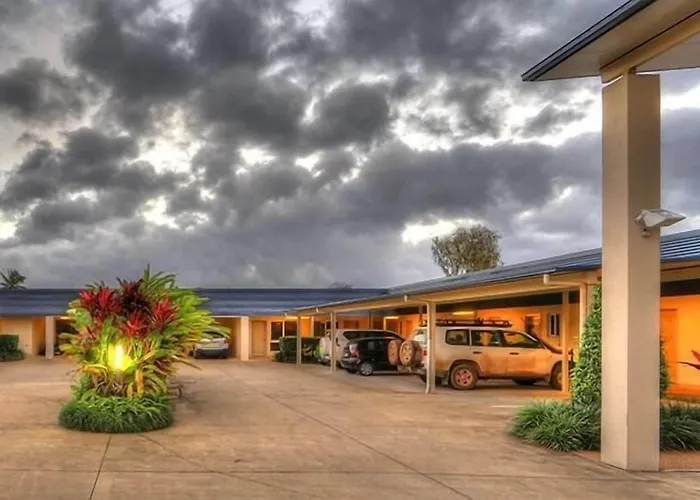Tropixx Motel