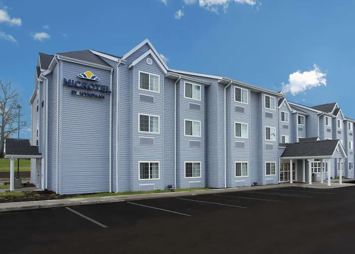Quality Inn & Suites Caldwell I-77