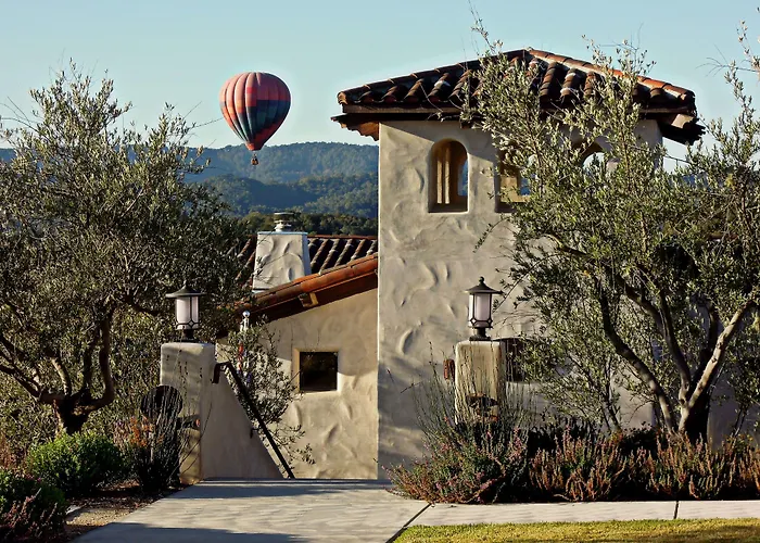 Croad Vineyards - The Inn