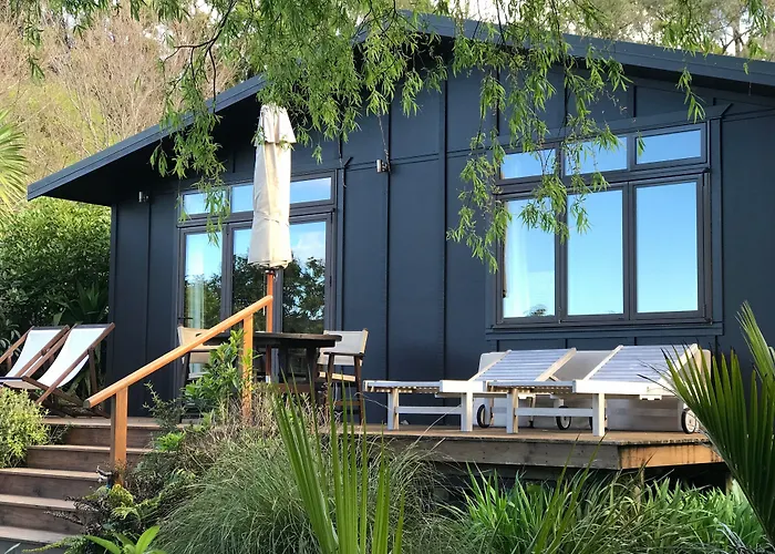 Adrift In Golden Bay- Absolute Beachfront Villas (Adults Only) Collingwood