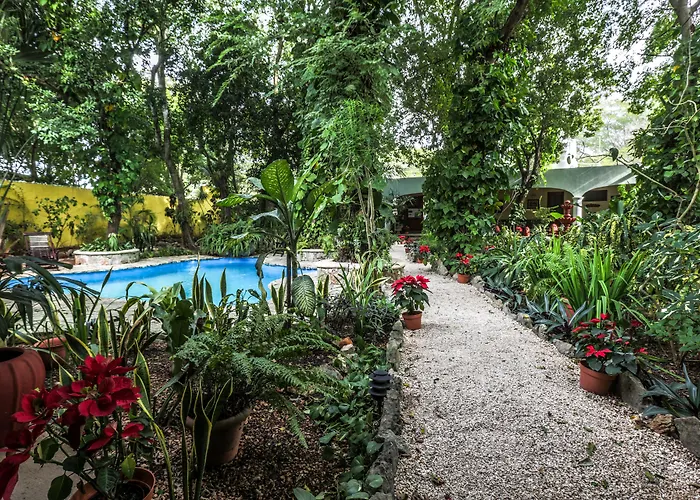 Casa Quetzal Hotel