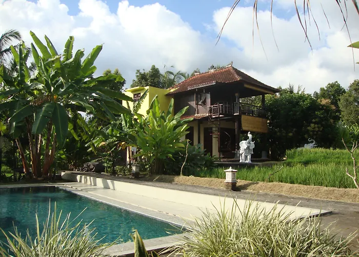 Atres Villa