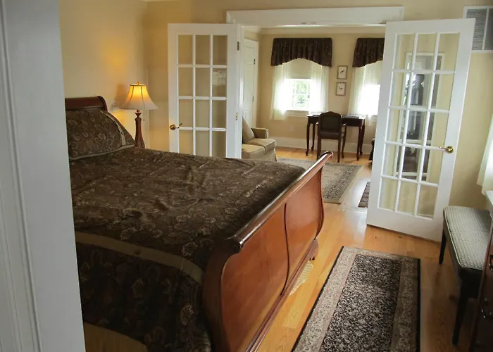 Compass Rose Inn