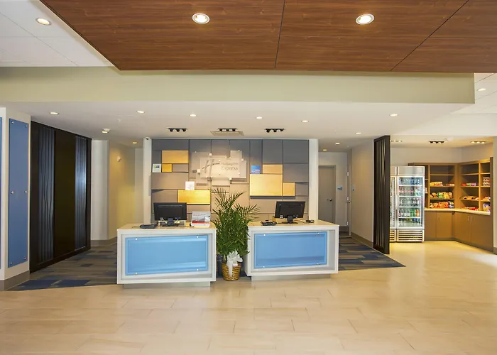 Holiday Inn Express & Suites Pittsburgh North Shore By Ihg