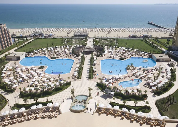 Dit Majestic Beach Resort