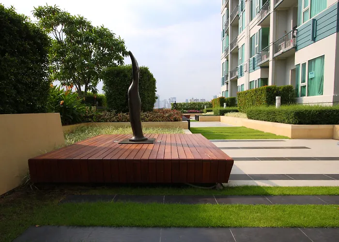 Ivy Thonglor 55
