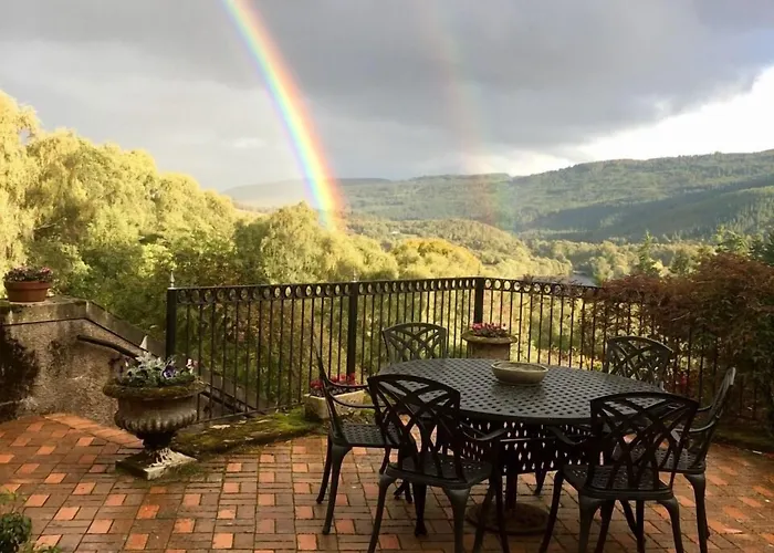 Highland Bear Lodge & Luxury Bear Huts