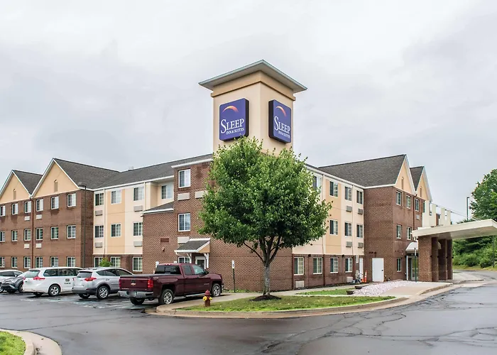 Sleep Inn & Suites Pittsburgh Airport