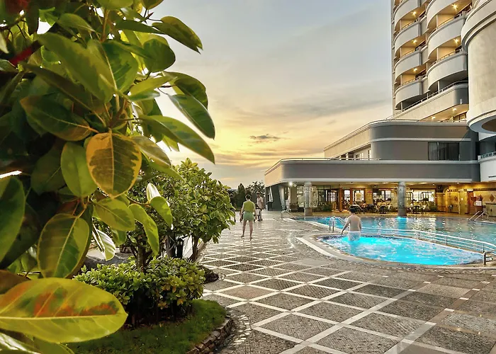 Planet Holiday Hotel & Residence