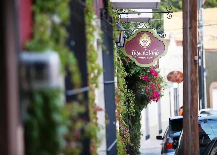 Hotel Casa de Vino