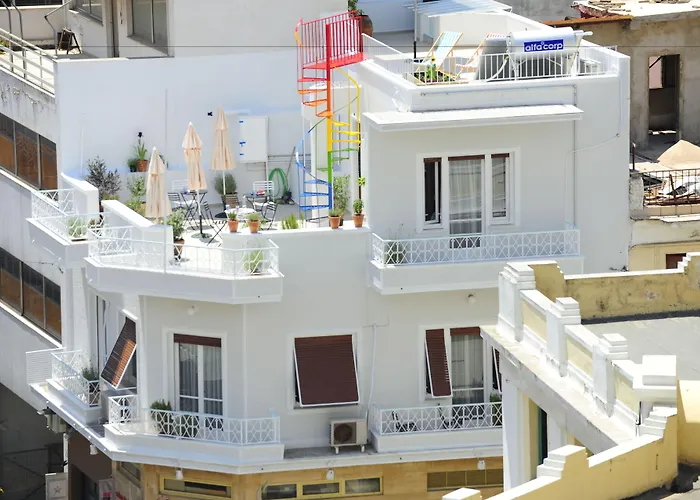 Live In Athens, Psyrri Central Apartments