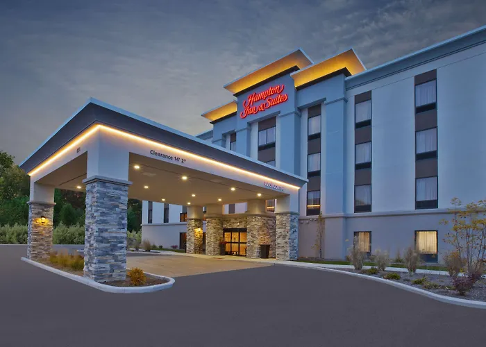 Hampton Inn & Suites Alliance