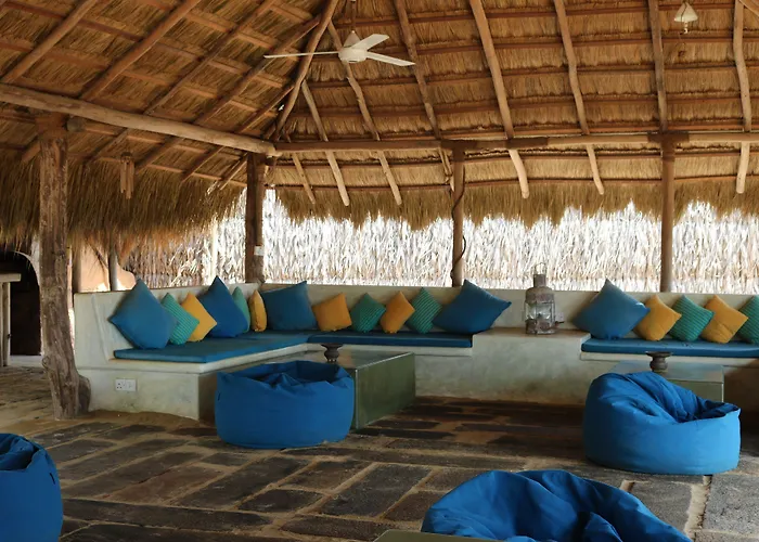 Dolphin Beach Resort Kalpitiya