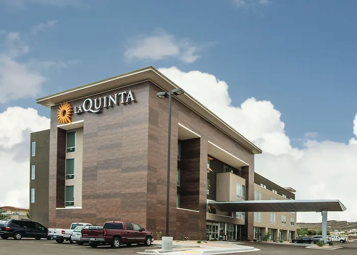 La Quinta By Wyndham Kingman