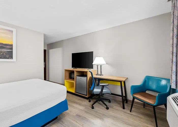 Days Inn By Wyndham Brunswick Bath Area