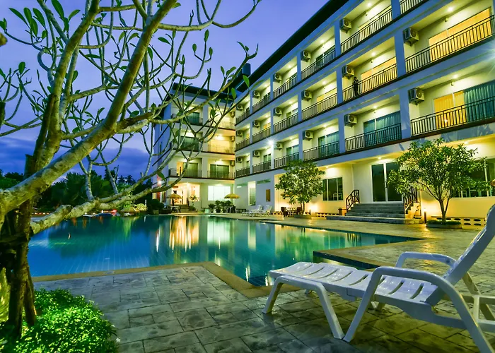 Southgate Residence Hotel - Sha Certified