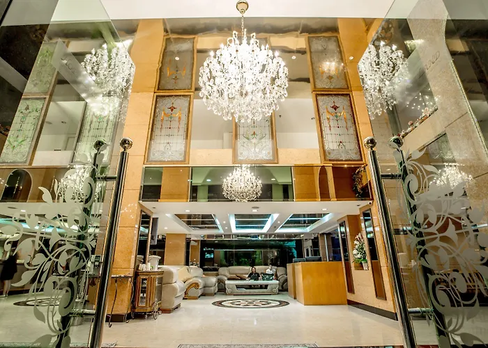 Hope Land Hotel Sukhumvit 24