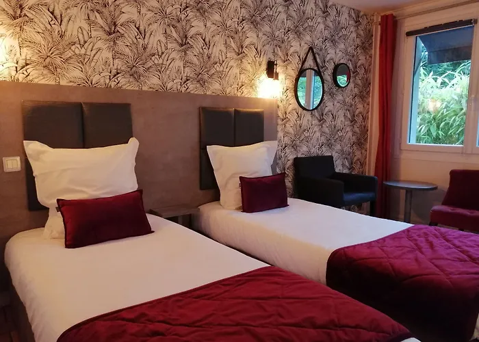 Hôtel Monet La Rivière-Saint-Sauveur