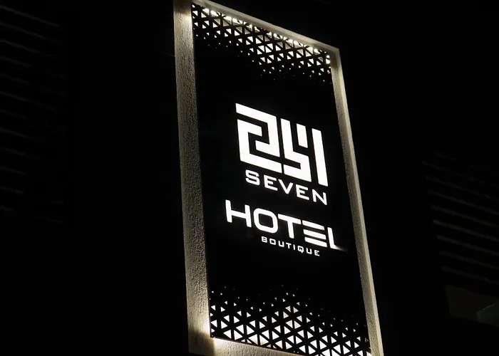 24Seven Hotel Boutique Duitama