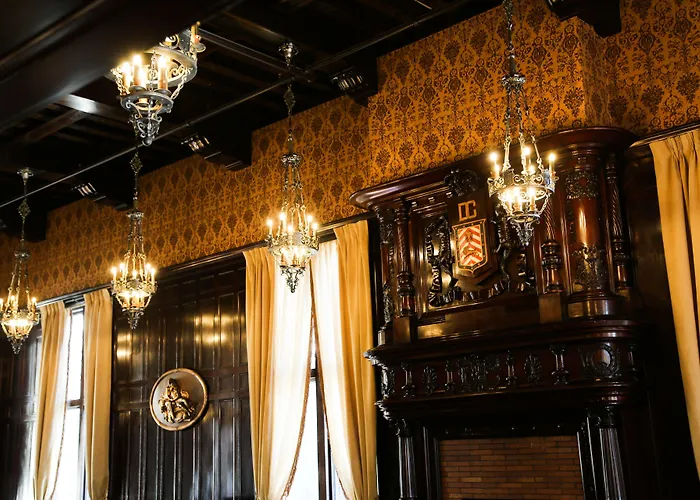 The Detroit Club