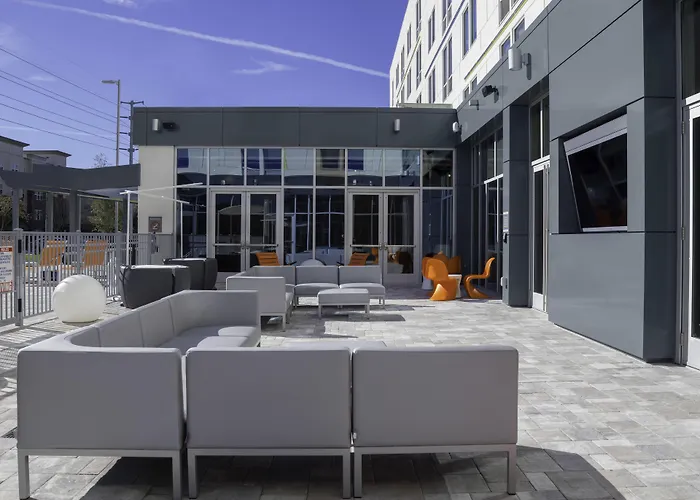 Aloft Gainesville University Area