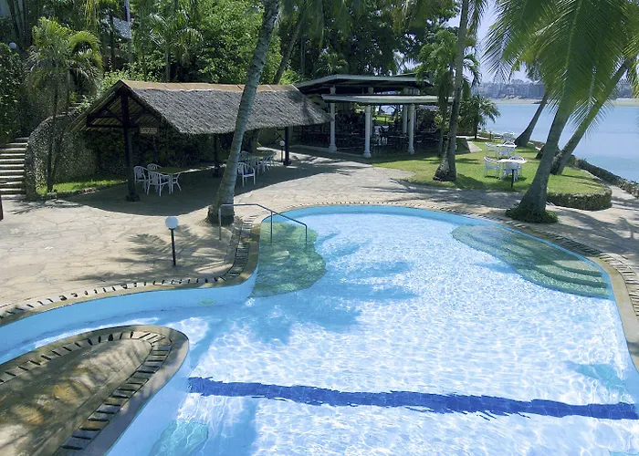 Tamarind Village Hotel Apartments