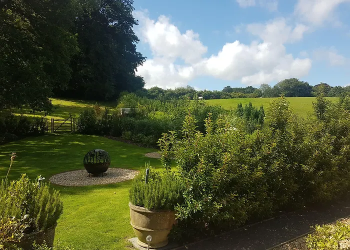 Hurtwood Hotel