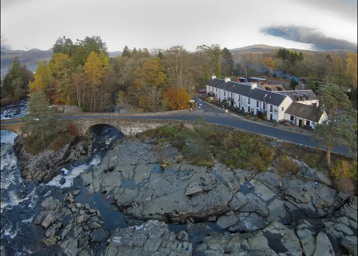 The Falls Of Dochart Inn
