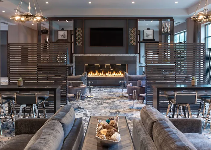 Fairfield Inn & Suites By Marriott Boston Waltham