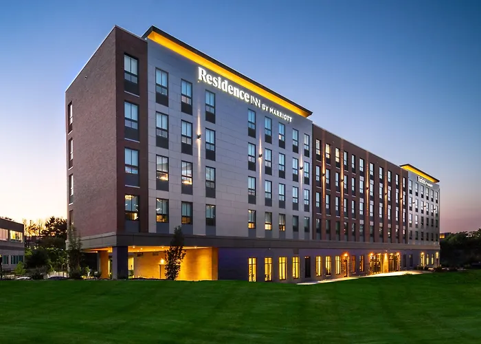 Fairfield Inn & Suites By Marriott Boston Waltham