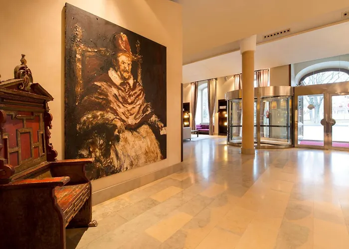 NH Collection Palacio de Burgos