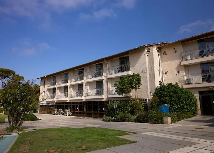 Shefayim Kibbutz Hotel