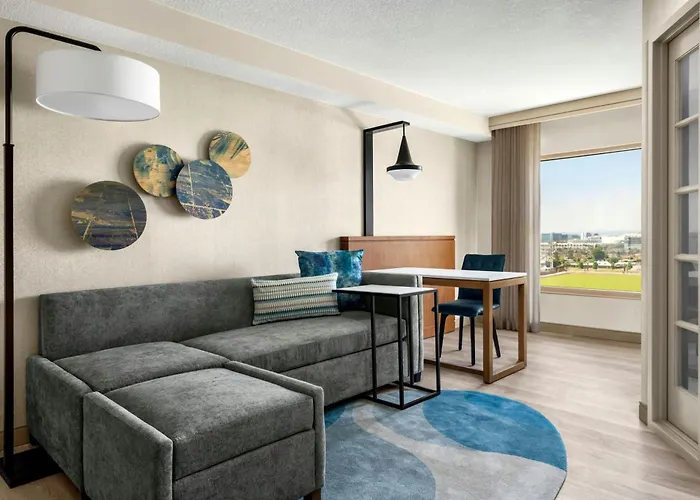 Anaheim Marriott Suites Garden Grove